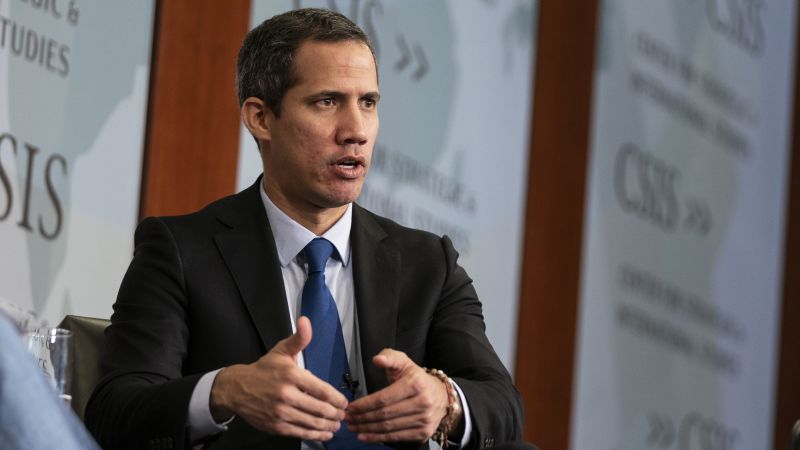 Juan Guaido: Venezuela issues arrest warrant for US-based former opposition leader