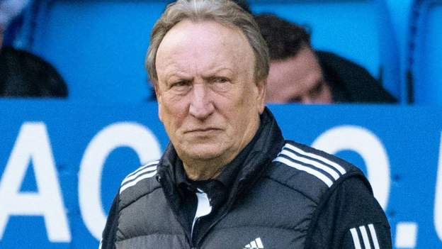 Neil Warnock: Aberdeen players needed to be shown horrible video