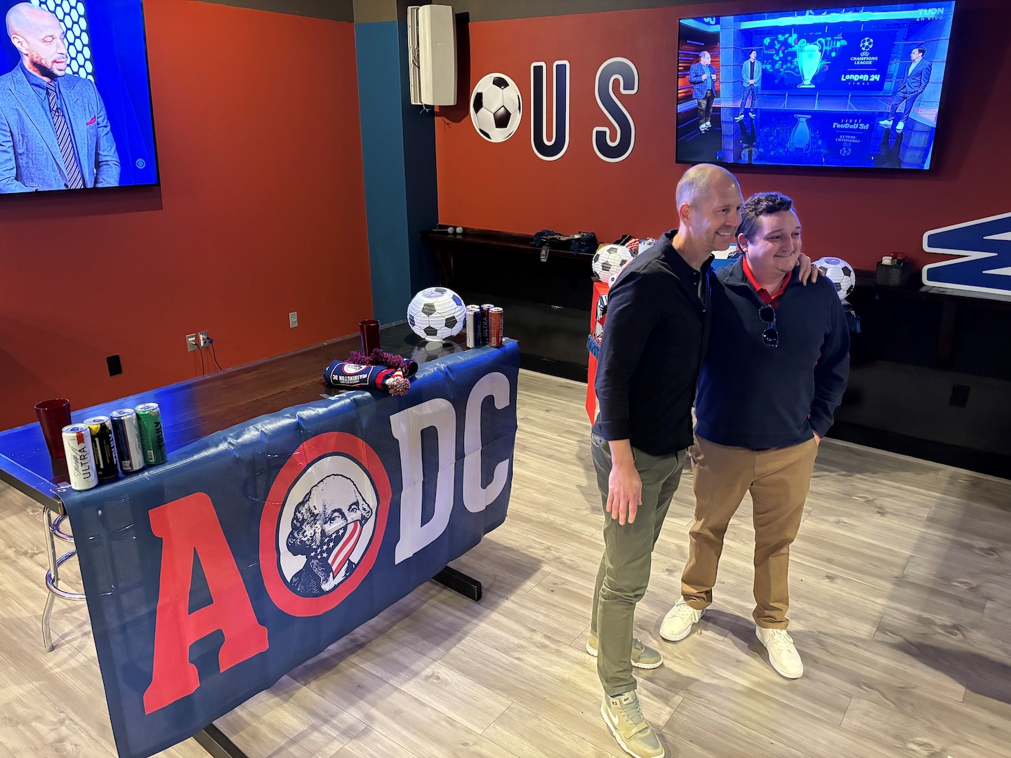 Gregg Berhalter meets with fans as USMNT prepares for Copa América, 2026 World Cup