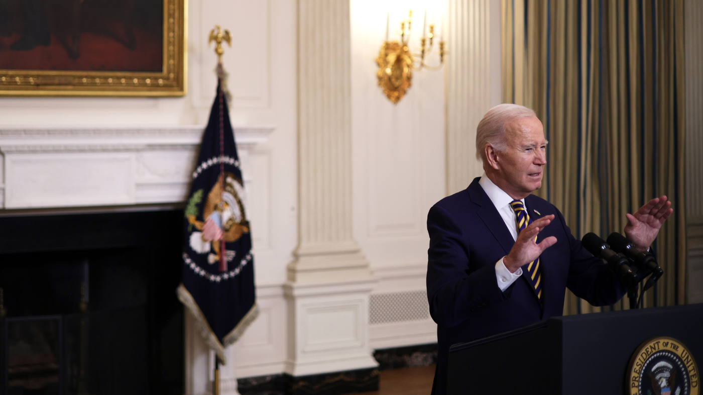 Biden and Trump face off on the border in Texas today : NPR