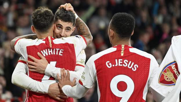 Arsenal 2-1 Brentford: Kai Havertz winner sends Gunners top of Premier League after Aaron Ramsdale error