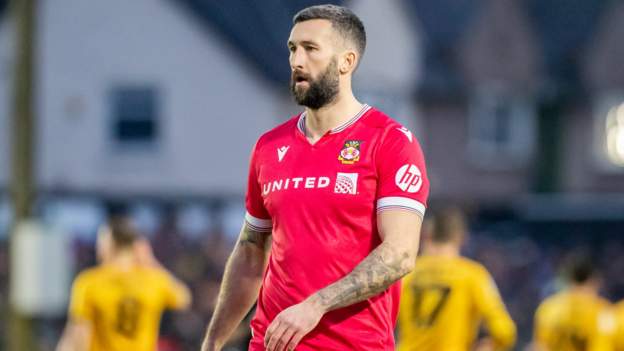 Ollie Palmer: Wrexham striker savouring starting record after understanding team role