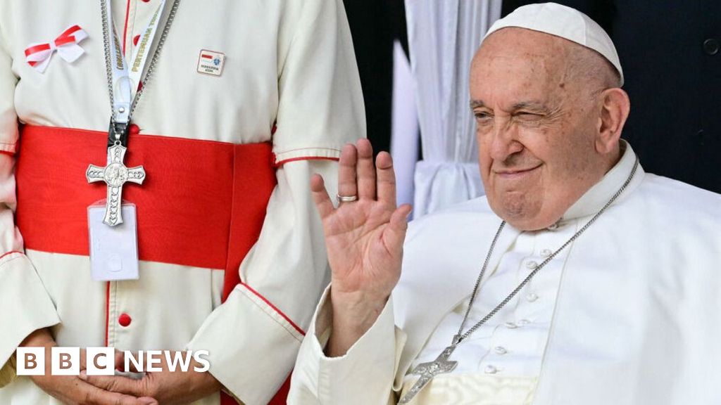 Pope Francis and top Indonesian imam make joint call for peace