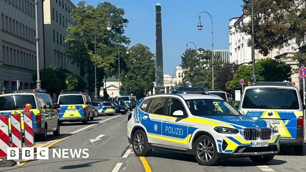 Suspect shot in Munich outside Nazi documentation centre