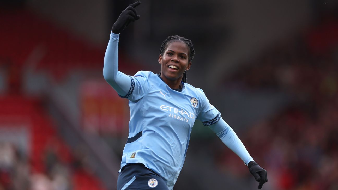 WSL: Man City beat Liverpool late, Man United thrash Spurs