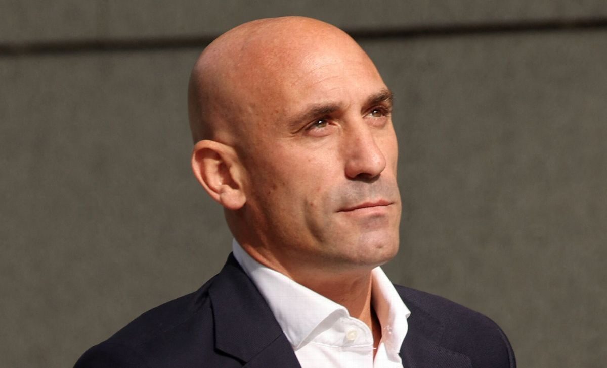 Ex-RFEF prez Rubiales trial to start over unsolicited WWC kiss