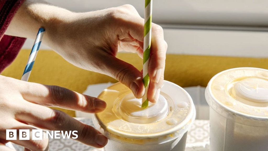 Donald Trump signs order shifting US back towards plastic straws