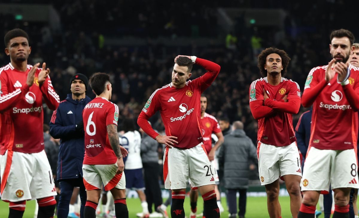 Manchester United players taking constant criticism ‘personally’