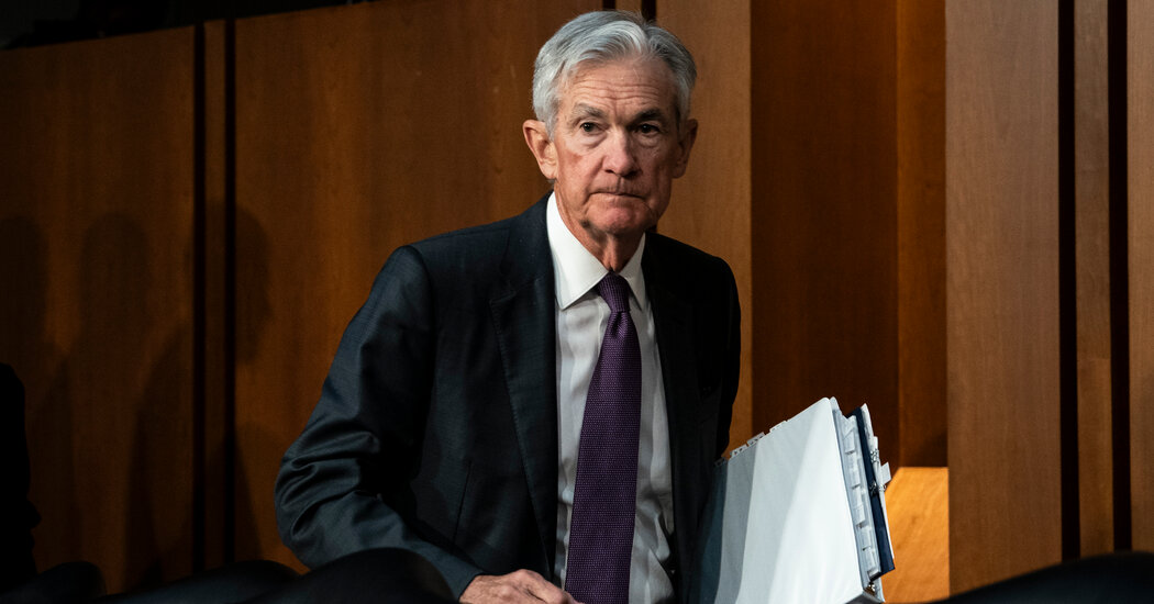 Powell Says the Fed Is in No Hurry to Adjust Rates Amid Trump Policy Uncertainty