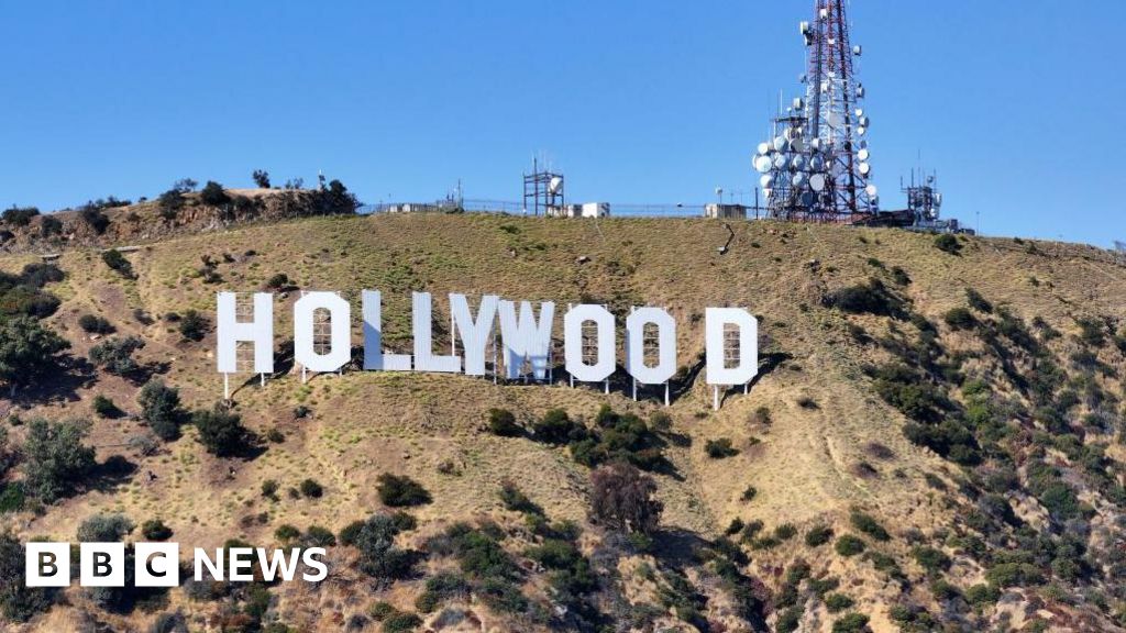 Earthquake hits Hollywood as stars gather for Oscars afterparty