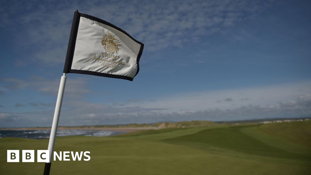 Donald Trump’s Doonbeg golf course damaged by protestors