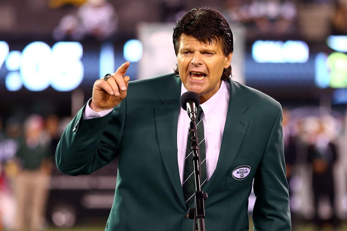 Mark Gastineau sues ESPN, NFL for $25 million over viral Brett Favre clip