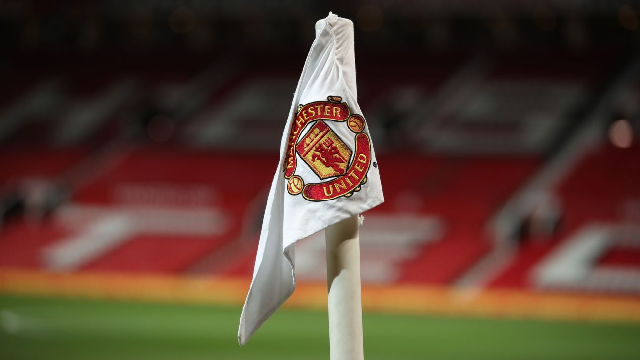 Man United season ticket prices to rise by around 5%