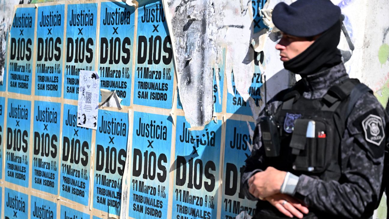 Doctor: Mistake to send Diego Maradona home after surgery