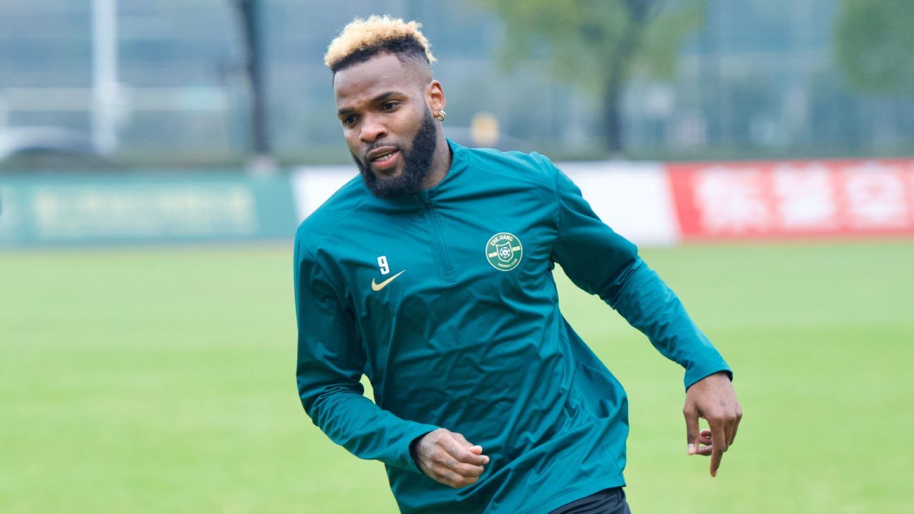 Ex-Cincinnati forward Boupendza dies after fall from 11th floor