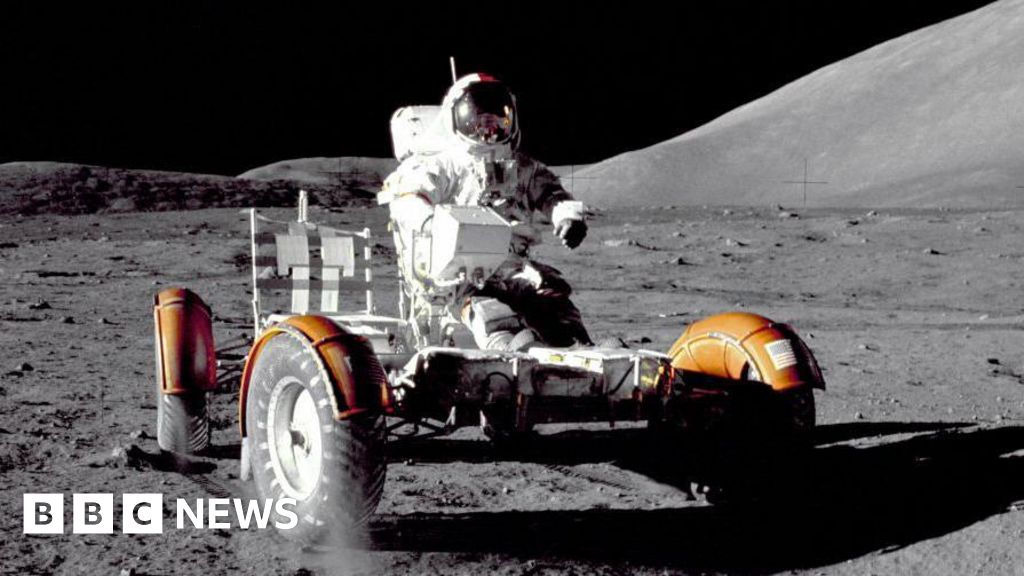 How to avoid a puncture on the Moon