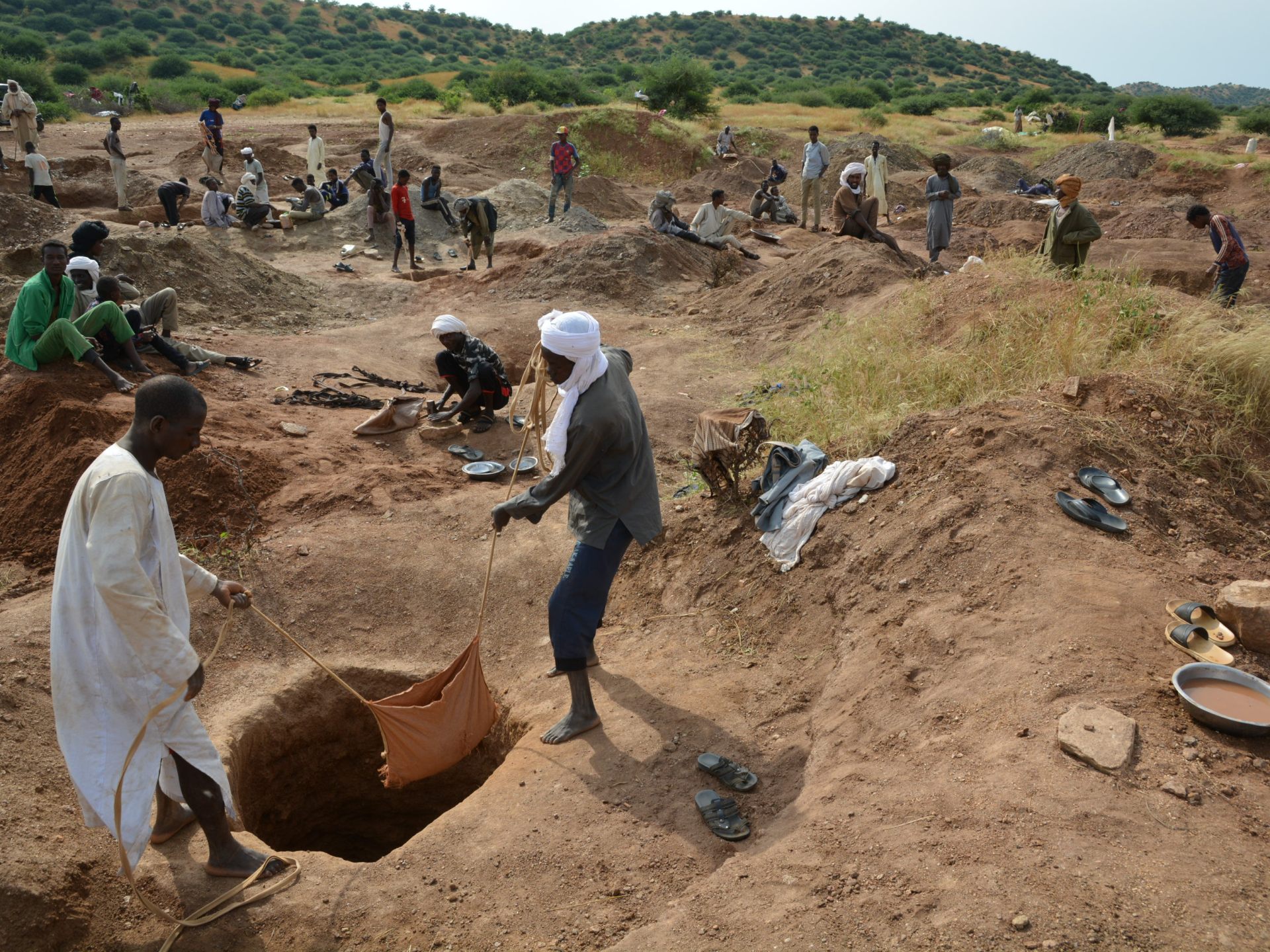 Eleven killed in Sudan gold mine collapse as civil war rages | Sudan war News