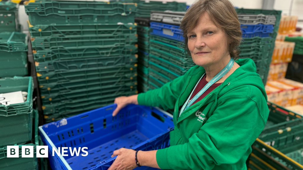 Lincoln food bank at ‘breaking point’ due to low stock