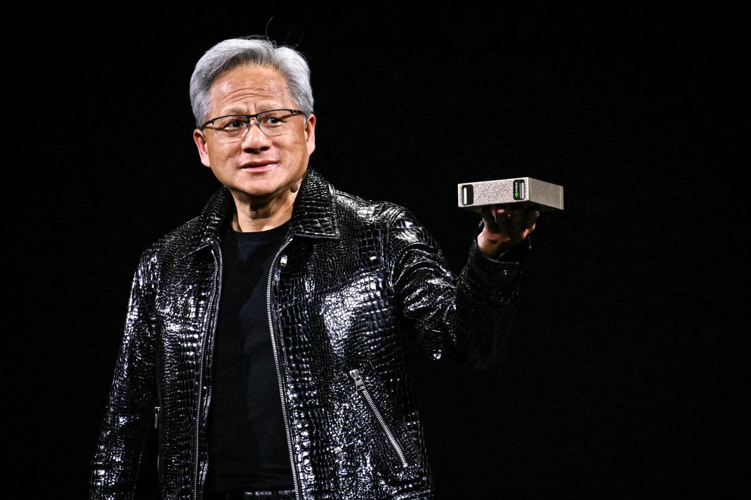 Jensen Huang Praises Chinese AI Models as Nvidia Gears Up to Resume Exports