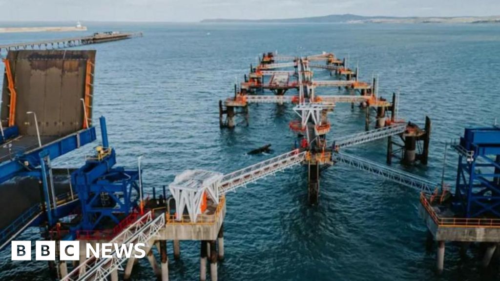 Business support package on table after Holyhead port closure