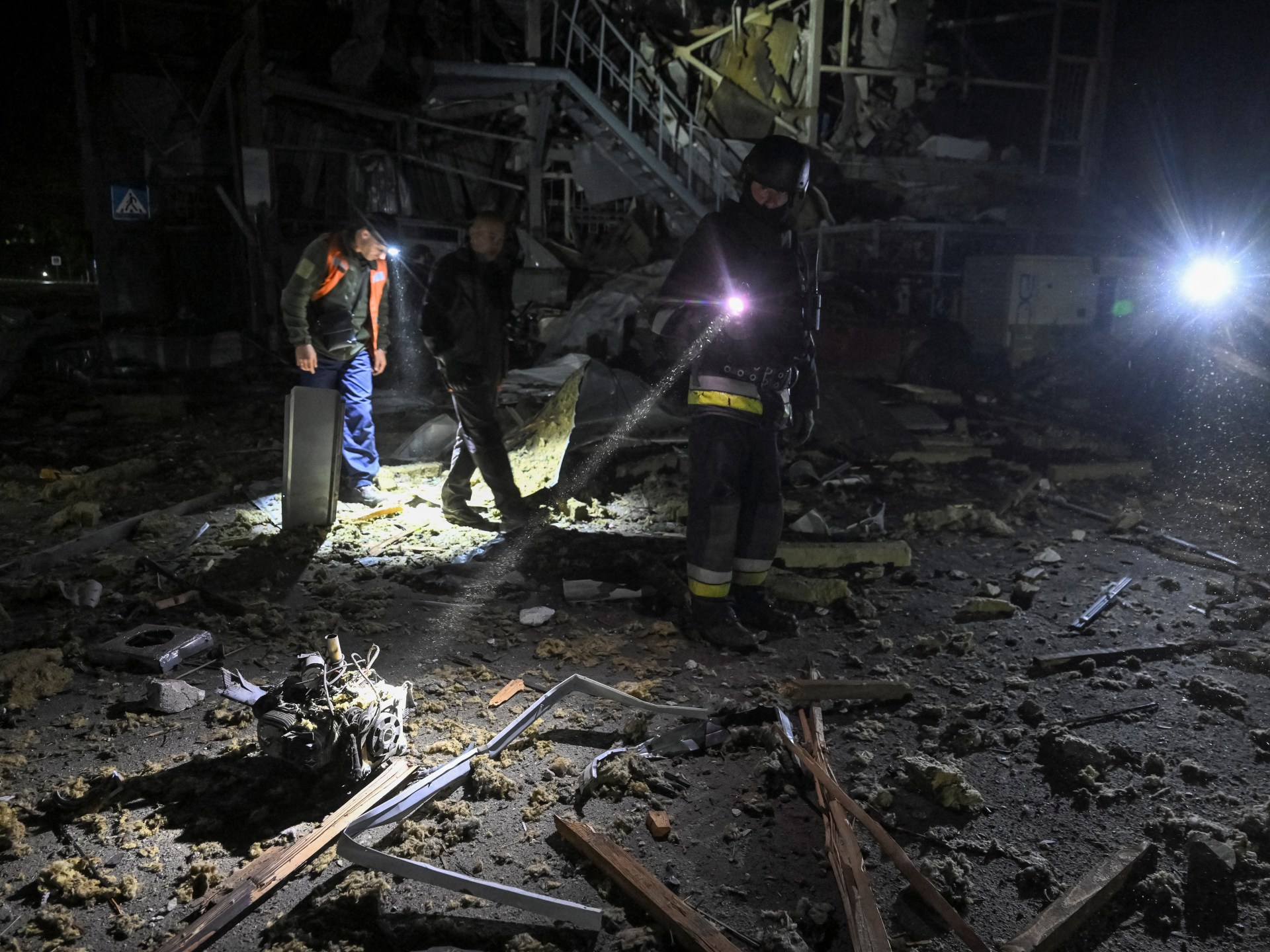 Major Russian drone, missile attack hits Ukraine’s Kyiv, causing casualties | Russia-Ukraine war News