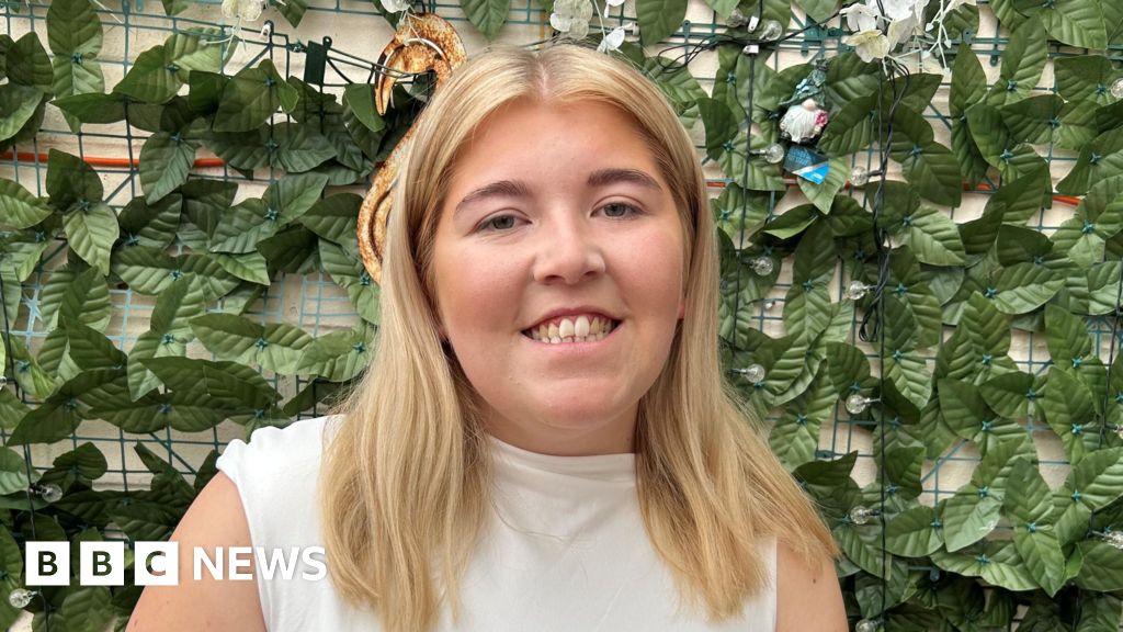 University students like me are happier living at home