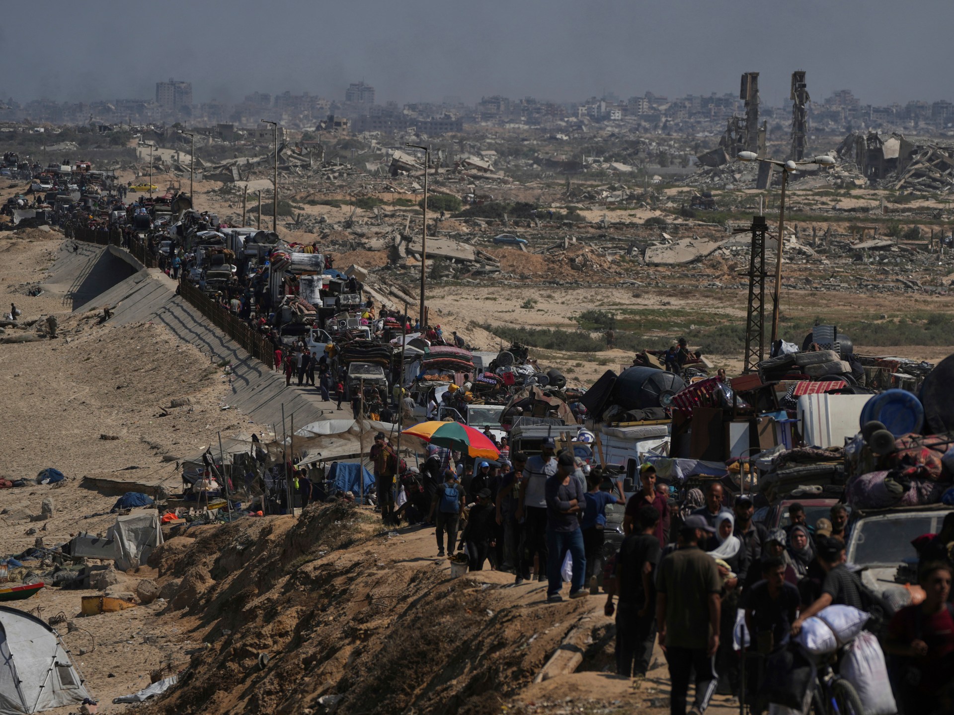 Thousands of Palestinians flee as Israeli bombs rain down on Gaza City | Israel-Palestine conflict News