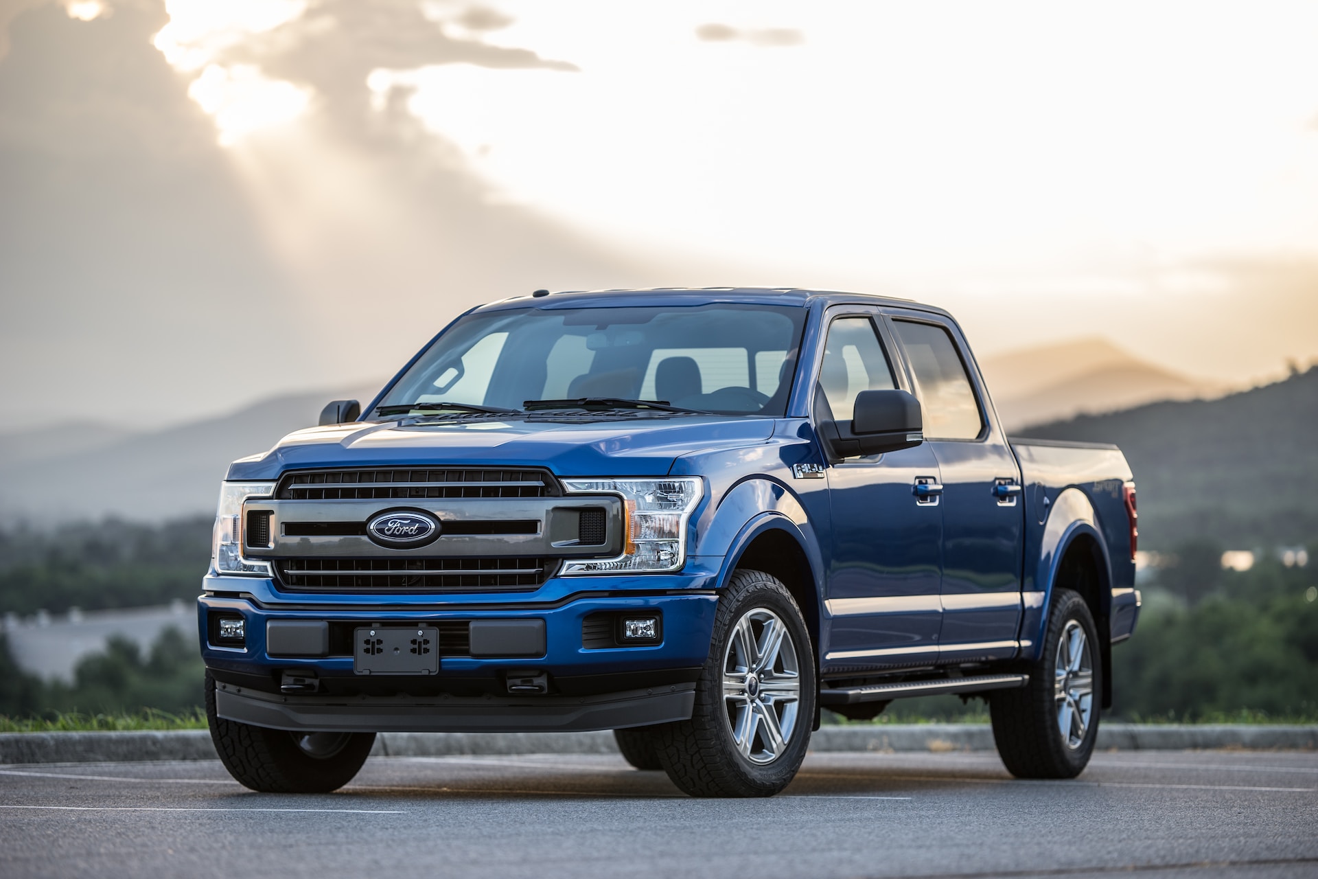 Ford Recalls Nearly 625,000 Vehicles Over Camera Display, Seatbelt Issues