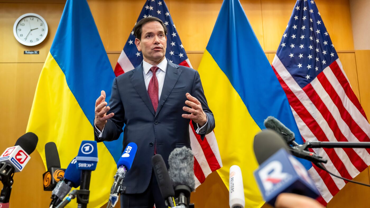Rubio and Witkoff are meeting with Ukraine’s negotiators in Florida as Trump pushes to broker a deal : NPR