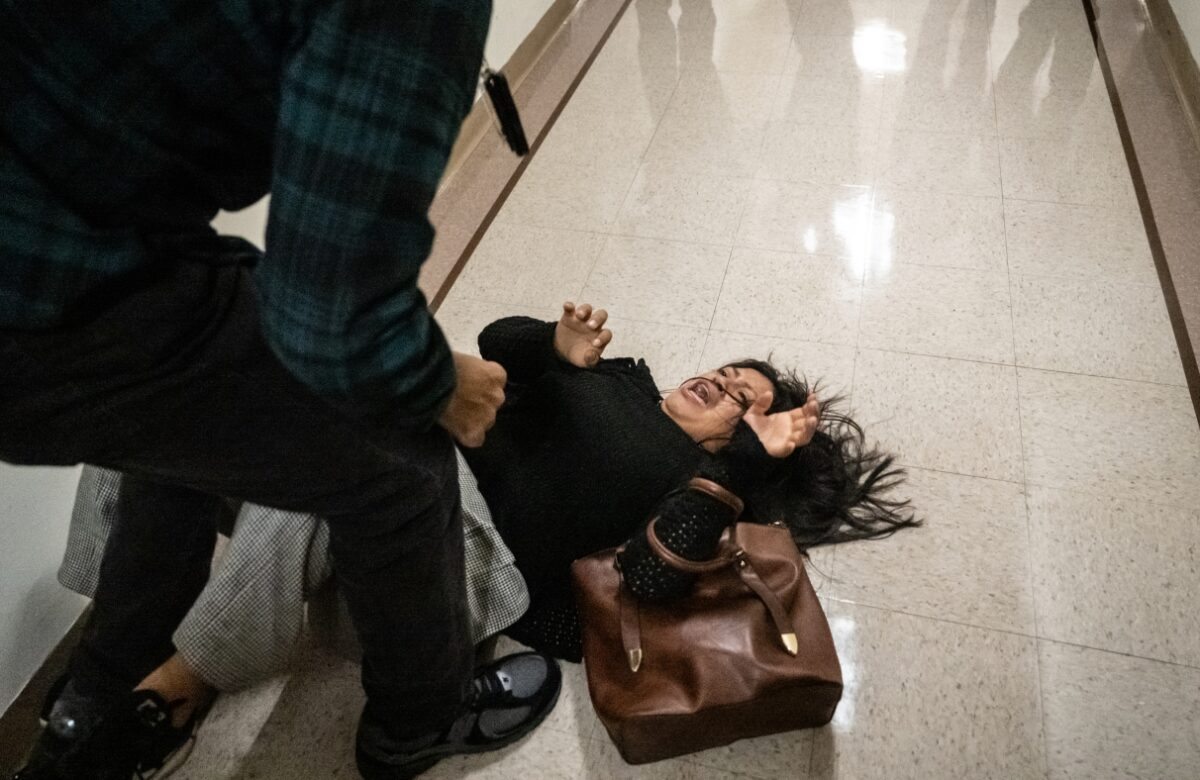 ICE agent put on leave, then reinstated, despite active review : NPR