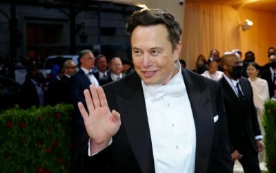 Elon Musk’s Net Worth Tops $700 Billion As Court Restores 2018 Tesla Pay Package